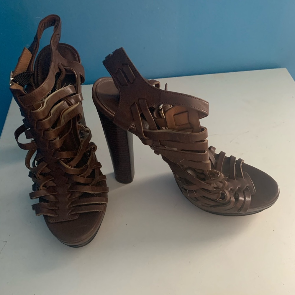 Ann Taylor Brown Strappy Heeled Sandals Size 8.5